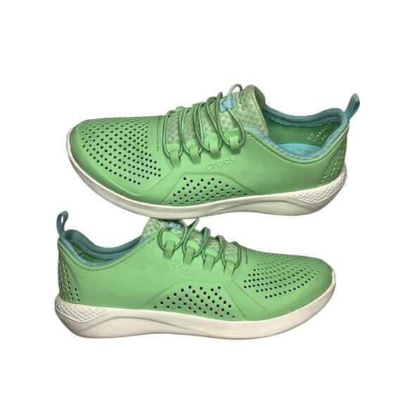 Crocs Women's Green White Perforated Water Sneakers 6 - Picture 1 of 5